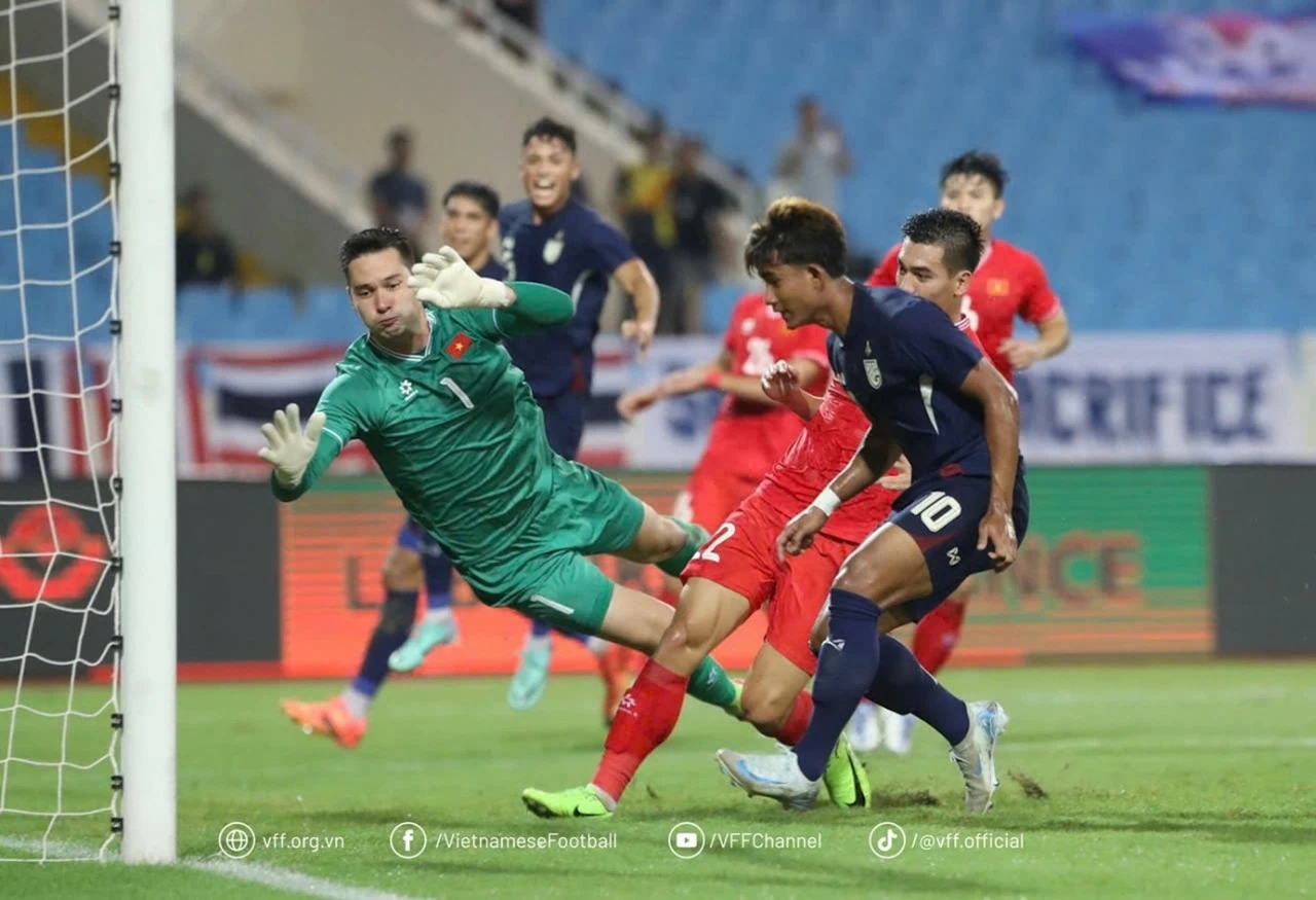 Việt Nam 1-2 Thái Lan Việt Nam 1-2 Thái Lan