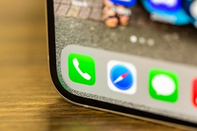 iPhone 16 Pro dùng viền màn hình mỏng chưa từng có trên một thiết bị Apple iPhone 16 Pro dùng viền màn hình mỏng chưa từng có trên một thiết bị Apple