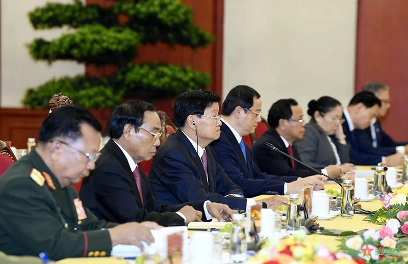 Quyết tâm gìn giữ, vun đắp quan hệ Việt Nam-Lào mãi mãi xanh tươi, phát triển Quyết tâm gìn giữ, vun đắp quan hệ Việt Nam-Lào mãi mãi xanh tươi, phát triển