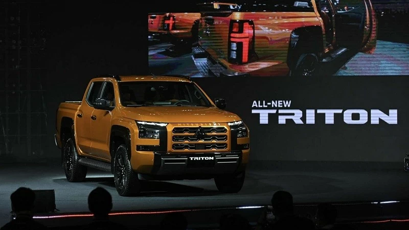 Cận cảnh Mitsubishi Triton 2024 ra mắt khách hàng Việt, giá từ 655 triệu đồng Cận cảnh Mitsubishi Triton 2024 ra mắt khách hàng Việt, giá từ 655 triệu đồng