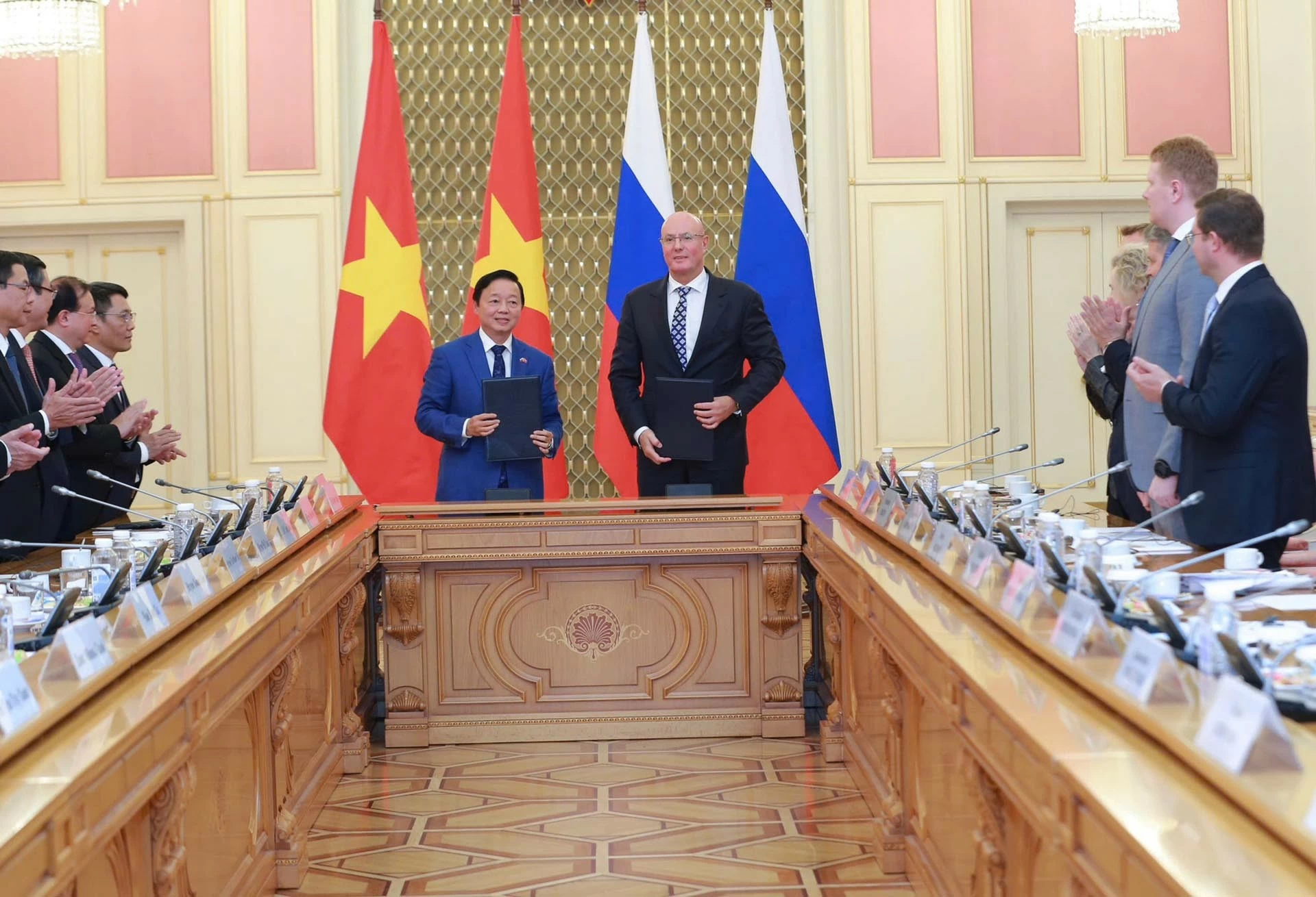 Việt Nam-Liên bang Nga: Thúc đẩy hơn nữa hợp tác song phương trên nhiều lĩnh vực Việt Nam-Liên bang Nga: Thúc đẩy hơn nữa hợp tác song phương trên nhiều lĩnh vực