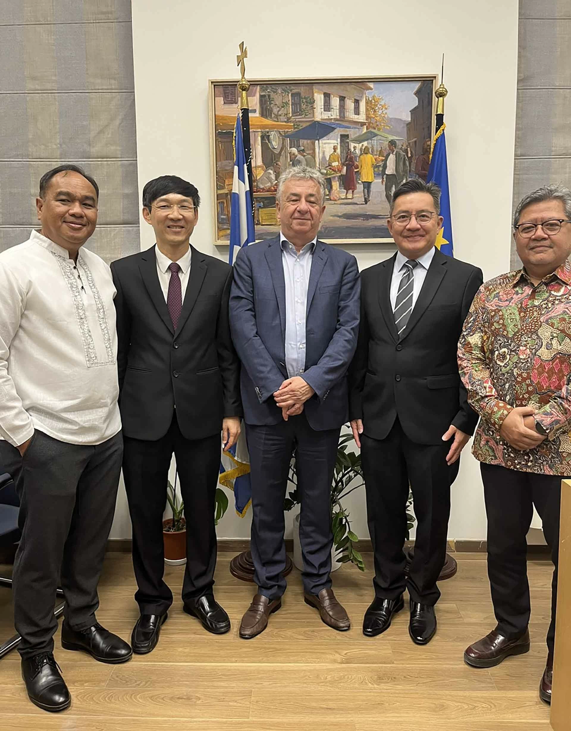 Đại sứ các nước ASEAN tại Hy Lạp gặp Thống đốc vùng Crete Đại sứ các nước ASEAN tại Hy Lạp gặp Thống đốc vùng Crete