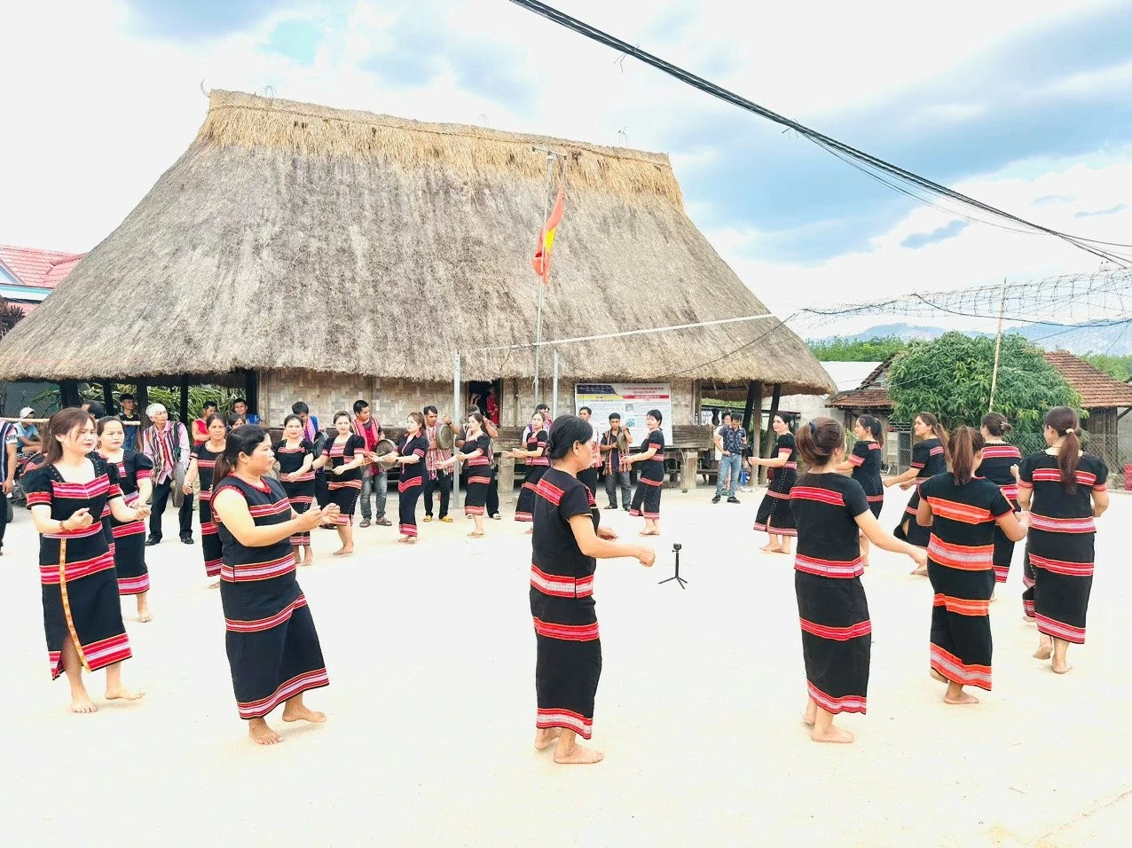 Ngọc Hồi - vùng đất ngã ba biên giới vươn mình tạo khí thế mới, động lực mới Ngọc Hồi - vùng đất ngã ba biên giới vươn mình tạo khí thế mới, động lực mới