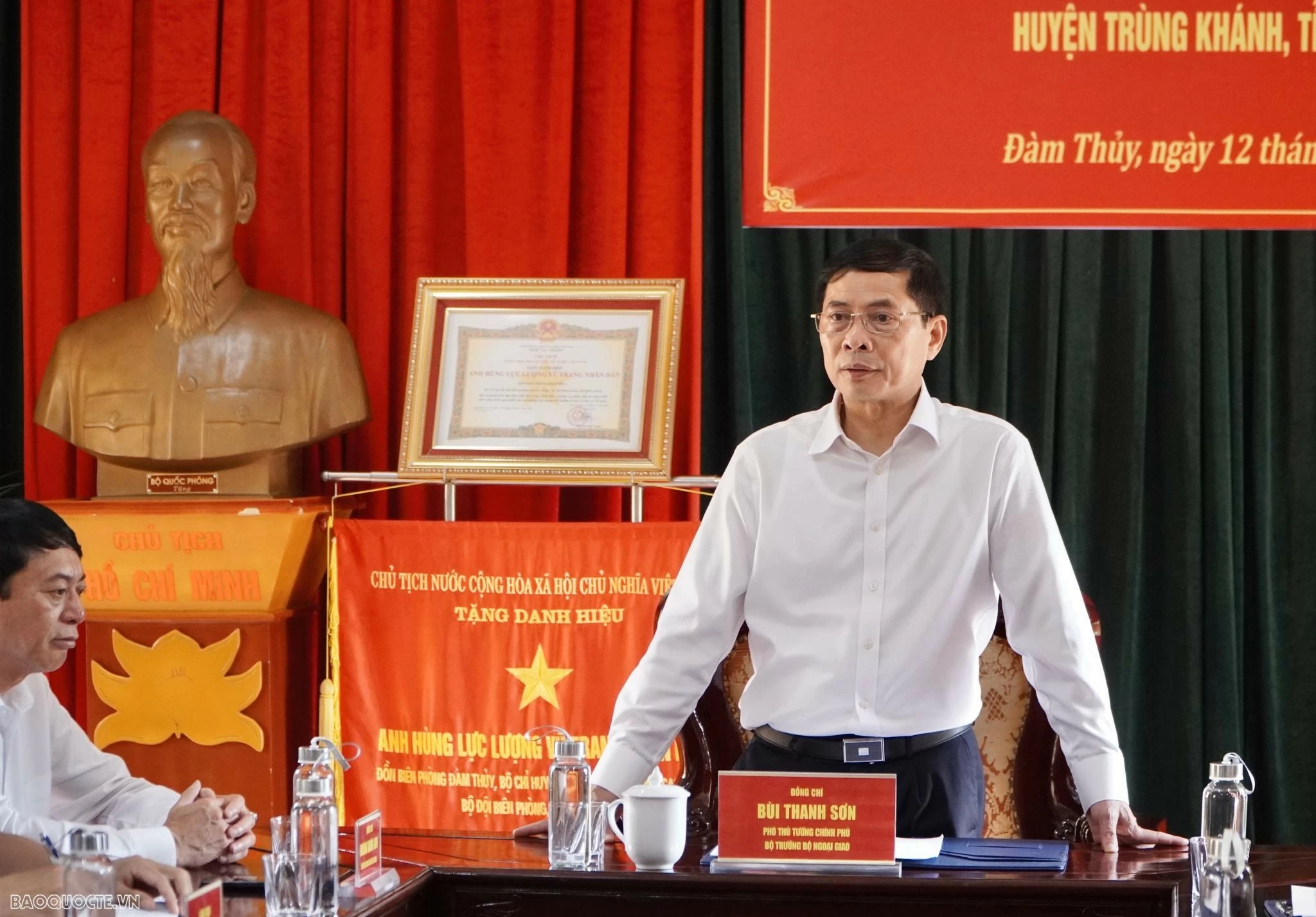 Đẩy mạnh công tác đối ngoại biên phòng và hợp tác biên giới Đẩy mạnh công tác đối ngoại biên phòng và hợp tác biên giới