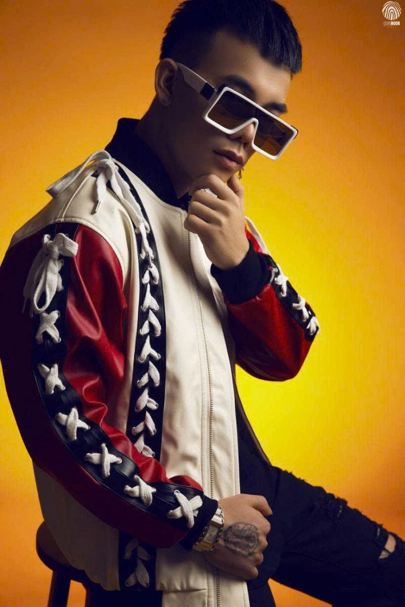 DJ Star International 2024: DJ Bee – Giữ hồn Việt trong chất liệu dân ca của âm nhạc điện tử DJ Star International 2024: DJ Bee – Giữ hồn Việt trong chất liệu dân ca của âm nhạc điện tử