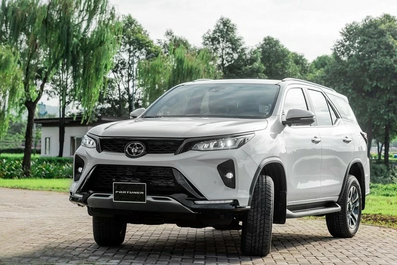 Top những xe ô tô có khả năng lội nước đáng nể tại Việt Nam Top những xe ô tô có khả năng lội nước đáng nể tại Việt Nam