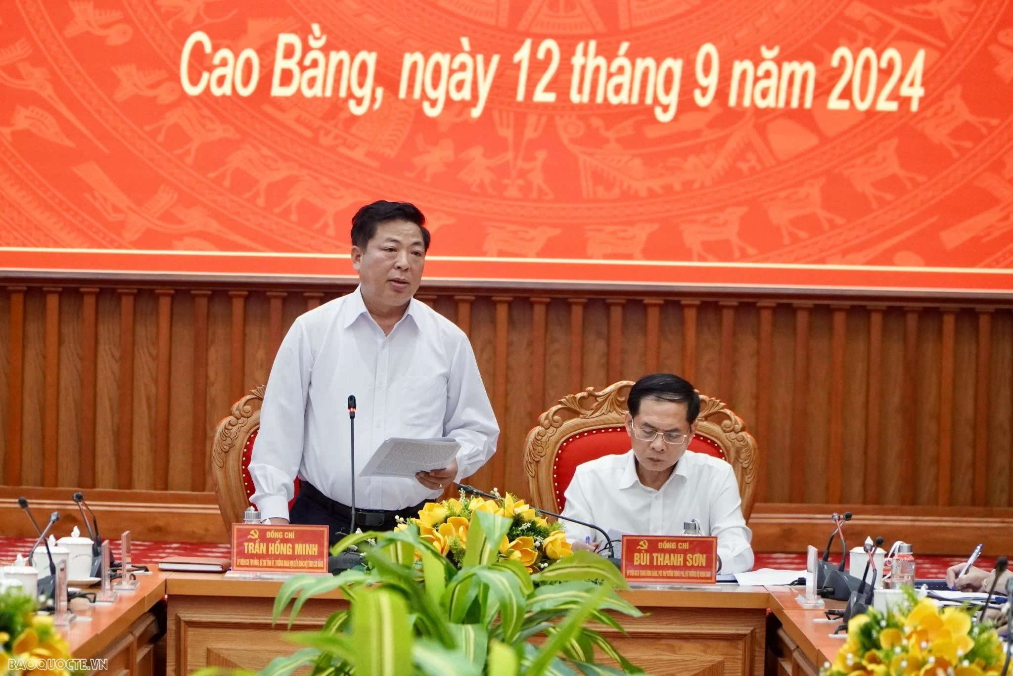 Phó Thủ tướng, Bộ trưởng Bùi Thanh Sơn làm việc với Tỉnh uỷ Cao Bằng Phó Thủ tướng, Bộ trưởng Bùi Thanh Sơn làm việc với Tỉnh uỷ Cao Bằng