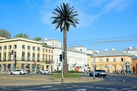 Chiêm ngưỡng vẻ đẹp của sự cô đơn giữa lòng thủ đô Warsaw, Ba Lan Chiêm ngưỡng vẻ đẹp của sự cô đơn giữa lòng thủ đô Warsaw, Ba Lan