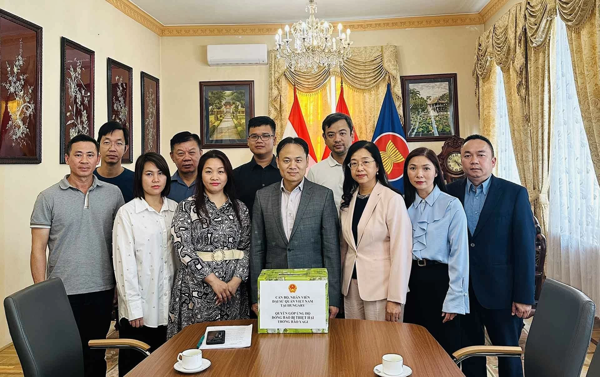 Quyên góp hỗ trợ đồng bào chịu hậu quả của cơn bão số 3 tại Hungary Quyên góp hỗ trợ đồng bào chịu hậu quả của cơn bão số 3 tại Hungary