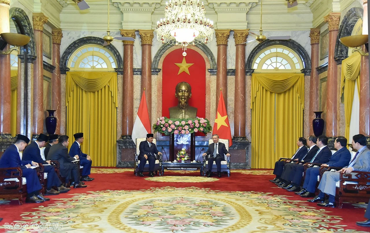 Chiều ngày 13/9, tại Phủ Chủ tịch, Tổng Bí thư, Chủ tịch nước Tô Lâm đã tiếp Tổng thống đắc cử Indonesia Prabowo Subianto thăm làm việc tới Việt Nam. (Ảnh: Tuấn Anh) Chiều ngày 13/9, tại Phủ Chủ tịch, Tổng Bí thư, Chủ tịch nước Tô Lâm đã tiếp Tổng thống đắc cử Indonesia Prabowo Subianto thăm làm việc tới Việt Nam. (Ảnh: Tuấn Anh)