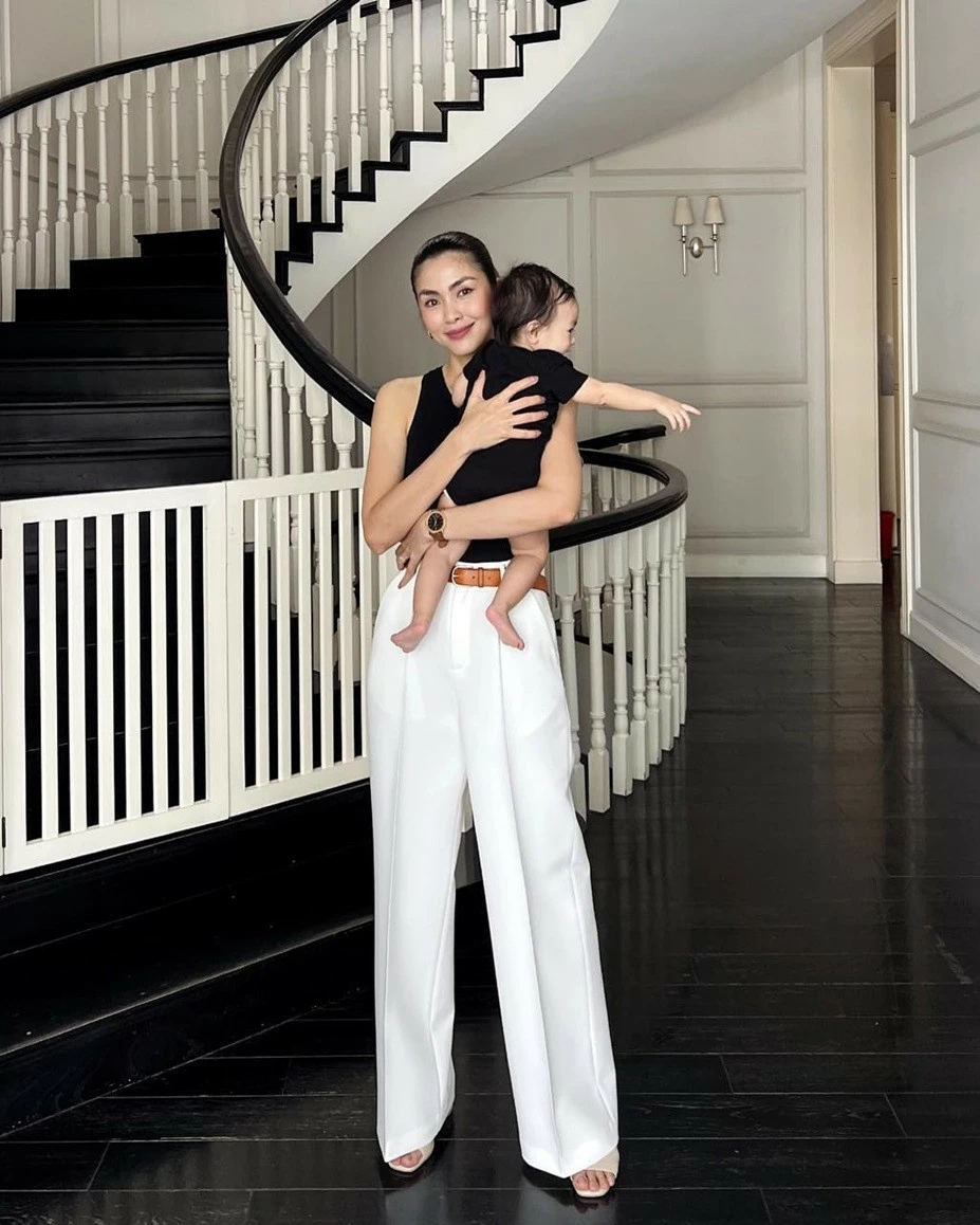 'Học lỏm' cách phối đồ vừa đẹp vừa sang của 'phu nhân hào môn' Tăng Thanh Hà 'Học lỏm' cách phối đồ vừa đẹp, vừa sang của 'phu nhân hào môn' Tăng Thanh Hà