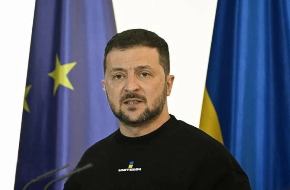 Muốn Mỹ 'bật đèn xanh' để tấn công vào lãnh thổ Nga, Tổng thống Zelensky có thể được yêu cầu trình bày 'kế hoạch chiến thắng' Muốn Mỹ 'bật đèn xanh' để tấn công vào lãnh thổ Nga, Tổng thống Zelensky có thể được yêu cầu trình bày 'kế hoạch chiến thắng'