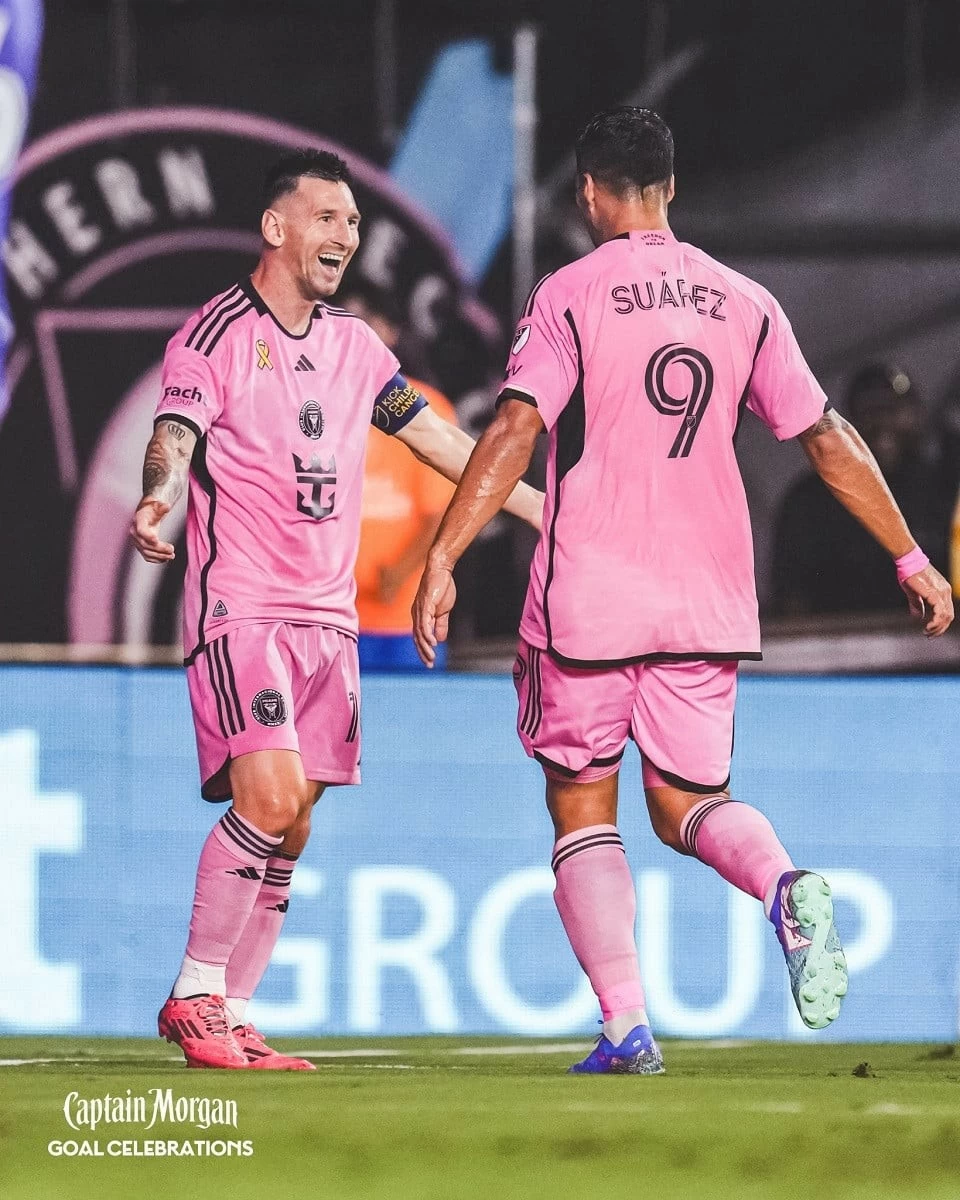 Messi đi vào lịch sử MLS trong ngày tái xuất cùng Inter Miami