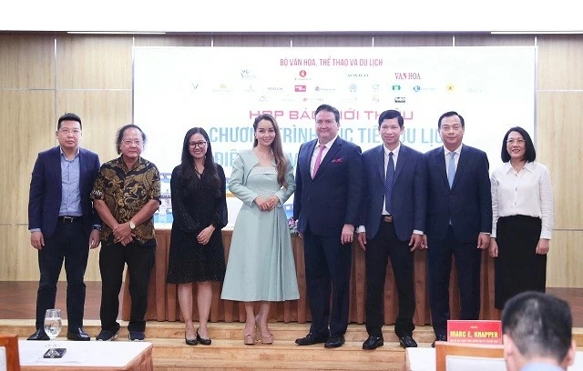 Mở ra cơ hội hợp tác du lịch và điện ảnh giữa Việt Nam và Hoa Kỳ Mở ra cơ hội hợp tác du lịch và điện ảnh giữa Việt Nam và Hoa Kỳ