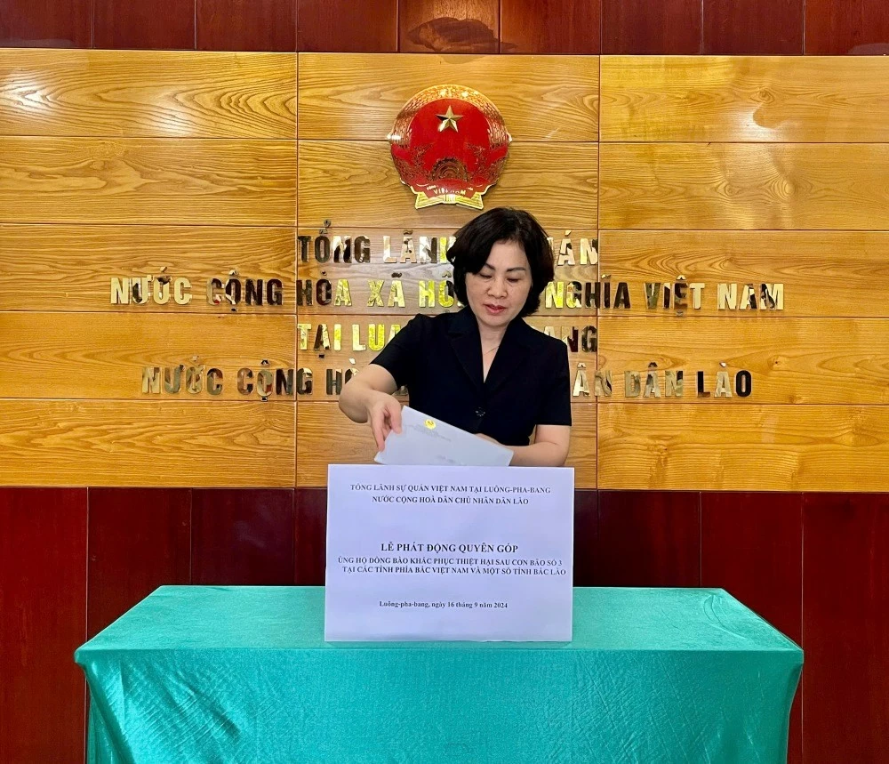 Tổng Lãnh sự quán Việt Nam tại Luang Prabang phát động quyên góp ủng hộ đồng bào khắc phục thiệt hại sau bão Yagi Tổng Lãnh sự quán Việt Nam tại Luang Prabang phát động quyên góp ủng hộ đồng bào khắc phục thiệt hại sau bão Yagi