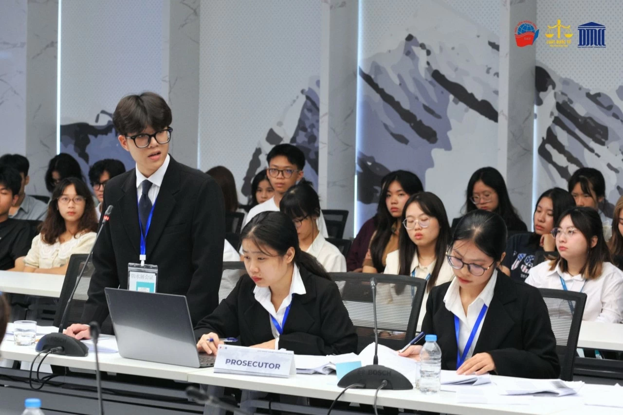 Học viện Ngoại giao tìm kiếm ứng viên xuất sắc dự vòng quốc gia về diễn án Luật Nhân đạo quốc tế Học viện Ngoại giao tìm kiếm ứng viên xuất sắc dự vòng quốc gia về diễn án Luật Nhân đạo quốc tế