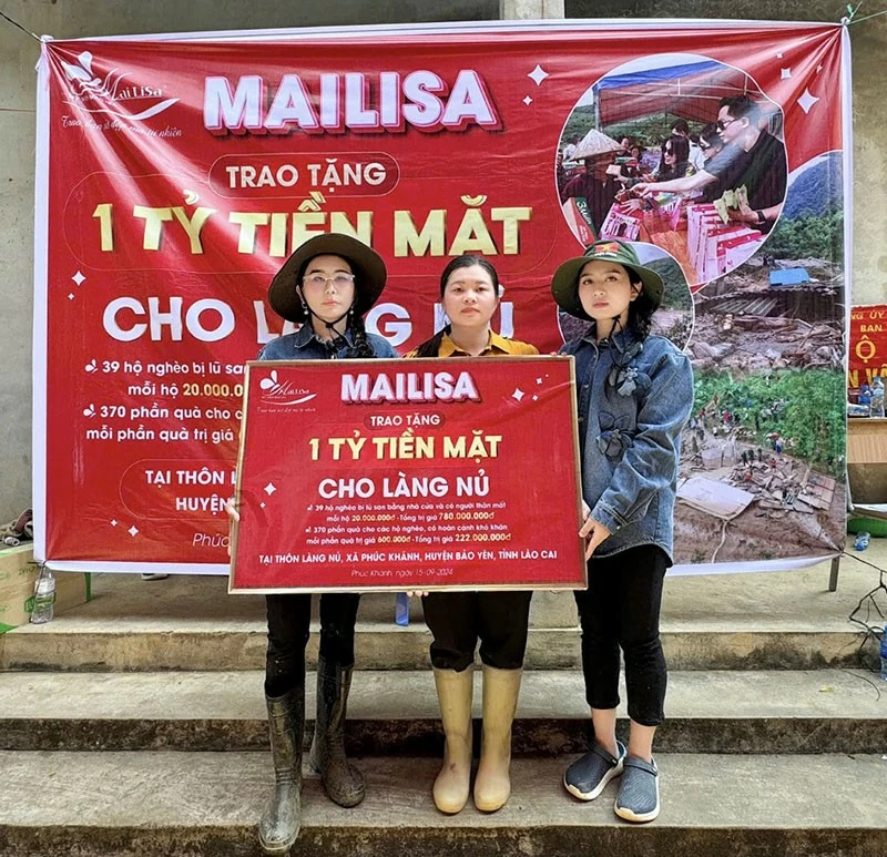 Mailisa trao tặng 1 tỷ tiền mặt cho làng Nủ Mailisa trao tặng 1 tỷ tiền mặt cho làng Nủ