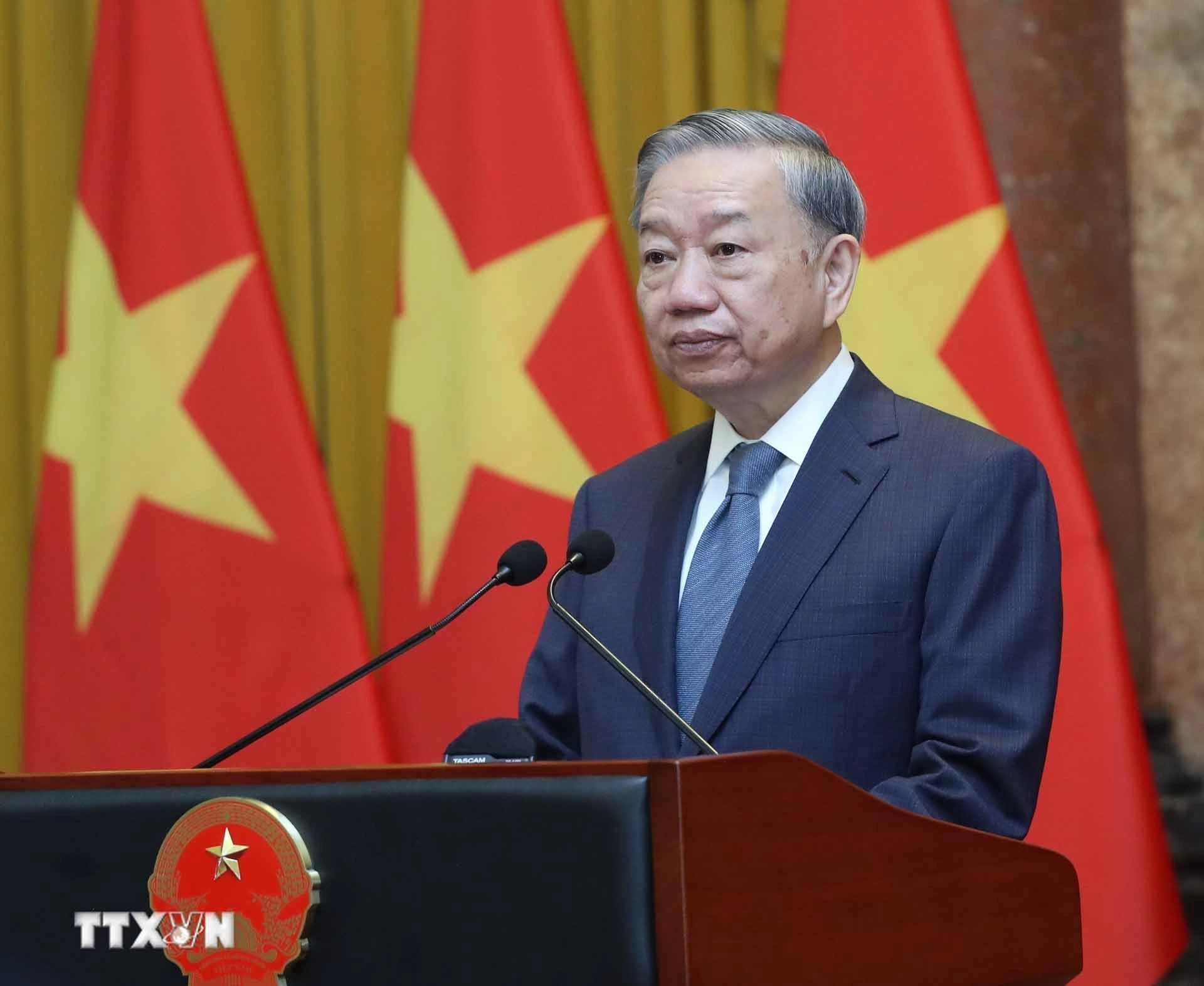 Cùng nhau hợp tác, Việt Nam và các nước có thể chung tay xây dựng một thế giới phát triển hòa bình và bền vững Cùng nhau hợp tác, Việt Nam và các nước có thể chung tay xây dựng một thế giới phát triển hòa bình và bền vững