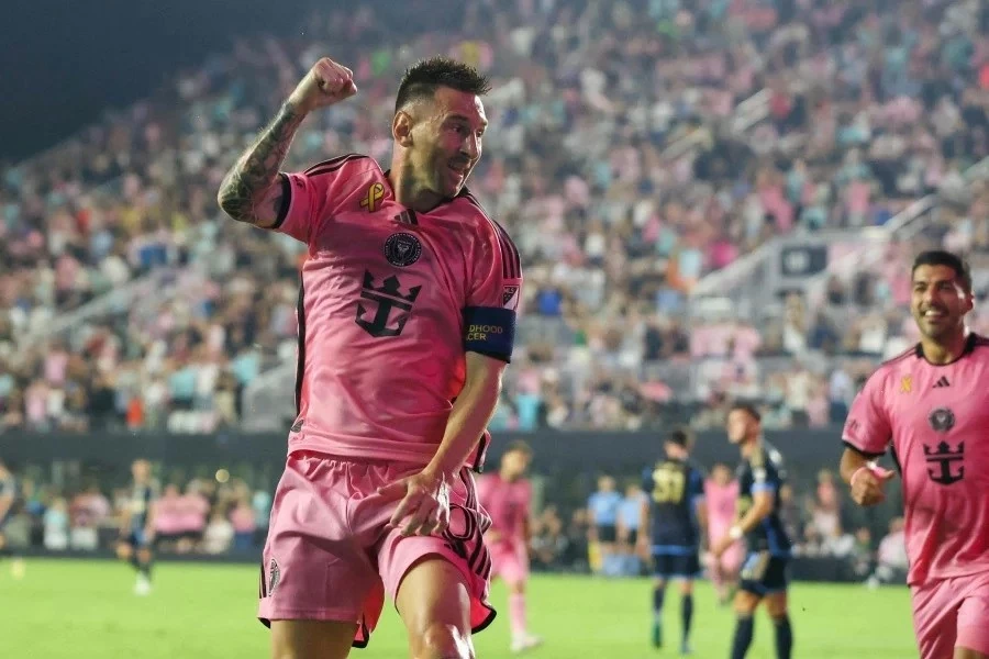 Tái xuất tuyệt vời hơn mơ, Messi đi vào lịch sử giải Nhà nghề Mỹ Tái xuất tuyệt vời hơn mơ, Messi đi vào lịch sử giải Nhà nghề Mỹ
