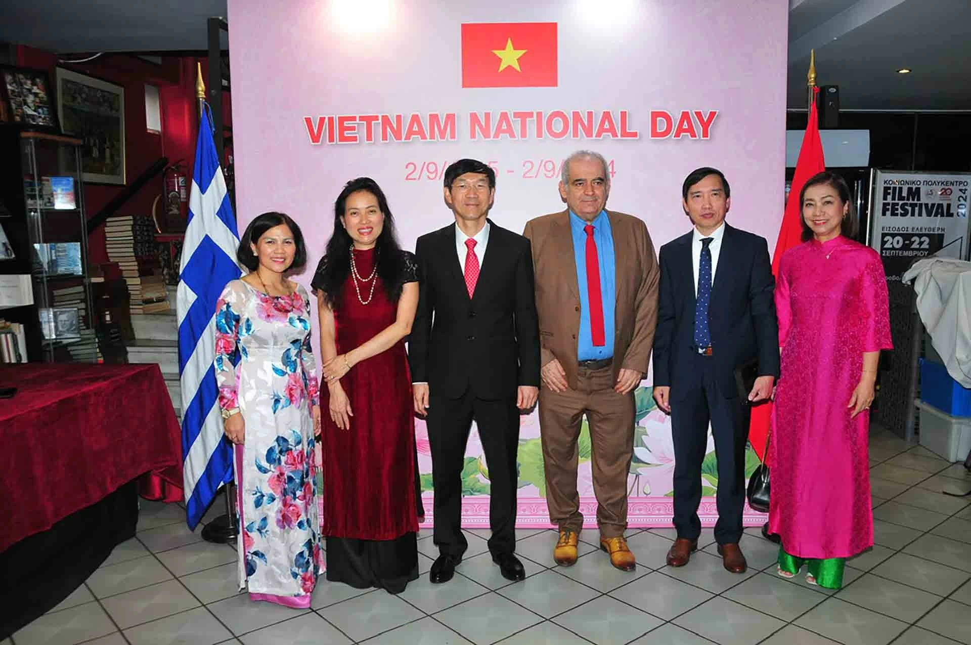 Đại sứ quán Việt Nam tại Hy Lạp tổ chức kỷ niệm 79 năm Quốc khánh 2/9 Đại sứ quán Việt Nam tại Hy Lạp tổ chức kỷ niệm 79 năm Quốc khánh 2/9