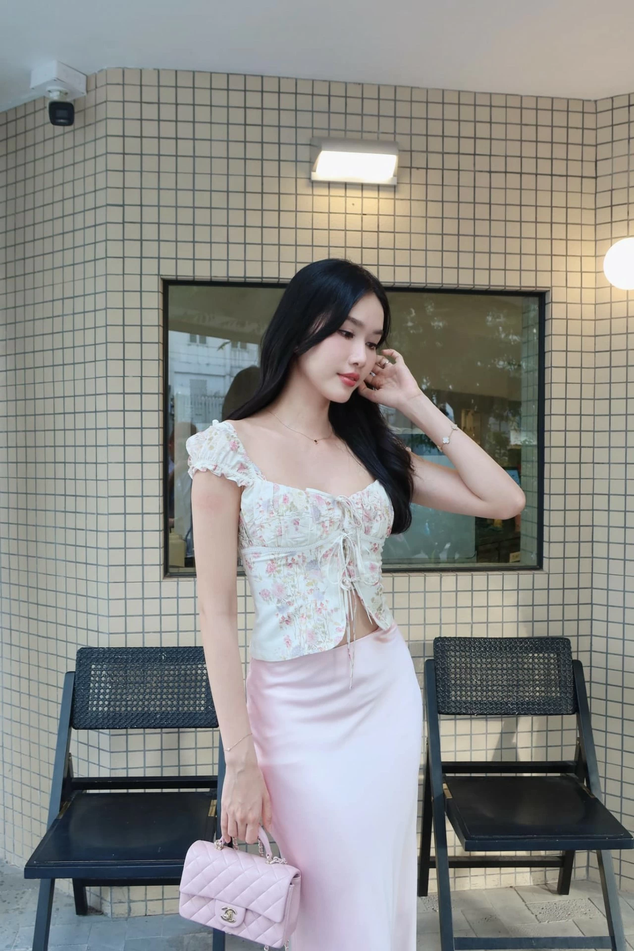 Á hậu Phương Anh