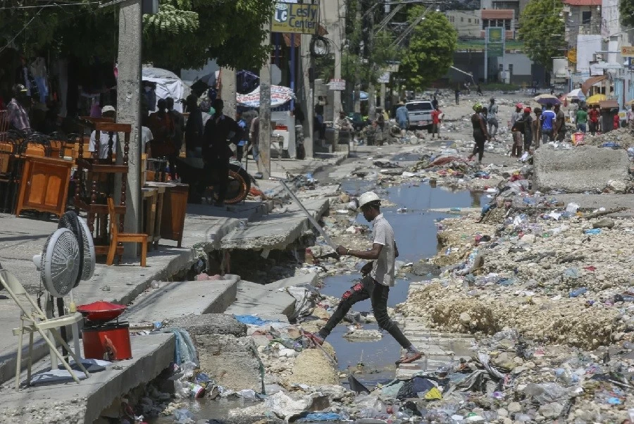 Làn đầu tiên sau 10 năm, Haiti khởi động cho cuộc bầu cử quốc gia. AP Làn đầu tiên sau 10 năm, Haiti khởi động cho cuộc bầu cử quốc gia. AP