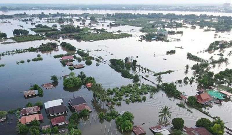Điện thăm hỏi về tình hình ngập lụt, sạt lở do mưa lũ kéo dài ở Lào Điện thăm hỏi về tình hình ngập lụt, sạt lở do mưa lũ kéo dài ở Lào