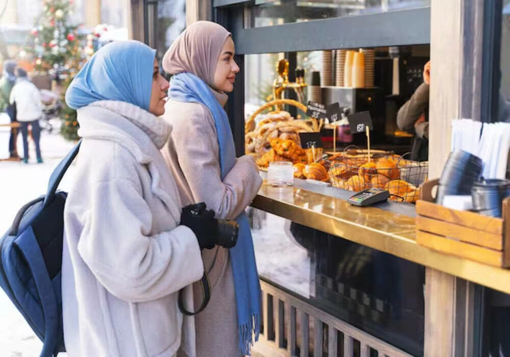 Du lịch Halal đang phát triển mạnh mẽ và nhanh chóng trong ngành du lịch và khách sạn toàn cầu. (Nguồn: Travel And Tour World) Du lịch Halal đang phát triển mạnh mẽ và nhanh chóng trong ngành du lịch và khách sạn toàn cầu. (Nguồn: Travel And Tour World)