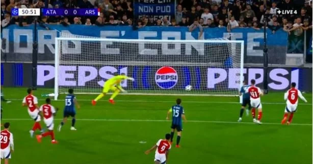 Atalanta 0-0 Arsenal: Khoảnh khắc Raya hóa siêu nhân, cứu thua không tưởng Khoảnh khắc Raya hóa siêu nhân, cứu Arsenal bàn thua không tưởng