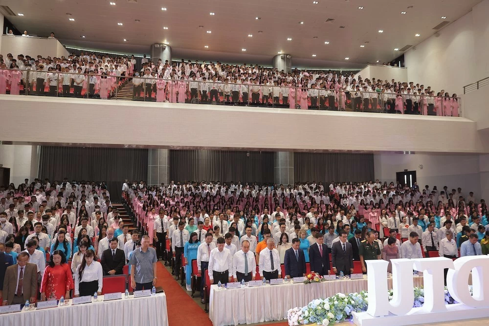 Giáo dục Giáo dục