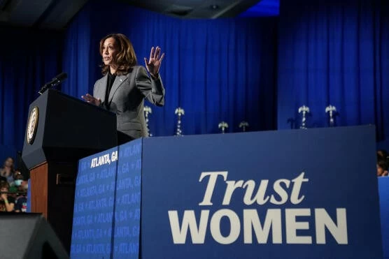 Ứng viên đảng Dân chủ, Phó Tổng thống Mỹ Kamala Harris phát biểu tại một sự kiện vận động tranh cử ở Atlanta, Georgia, ngày 20/9. (Nguồn: Reuters) Ứng viên đảng Dân chủ, Phó Tổng thống Mỹ Kamala Harris phát biểu tại một sự kiện vận động tranh cử ở Atlanta, Georgia, ngày 20/9. (Nguồn: Reuters)