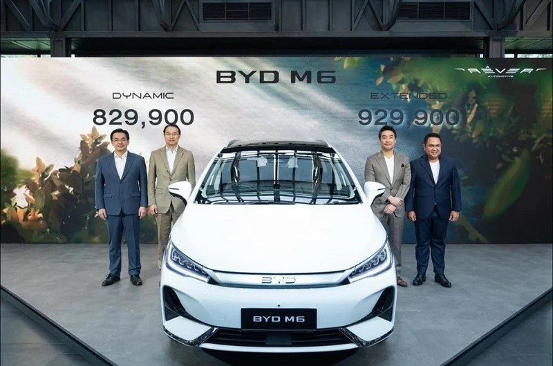 Đại lý nhận cọc xe điện BYD M6, dự kiến ra mắt khách hàng Việt vào tháng 10/2024 Đại lý nhận cọc xe điện BYD M6, dự kiến ra mắt khách hàng Việt vào tháng 10/2024