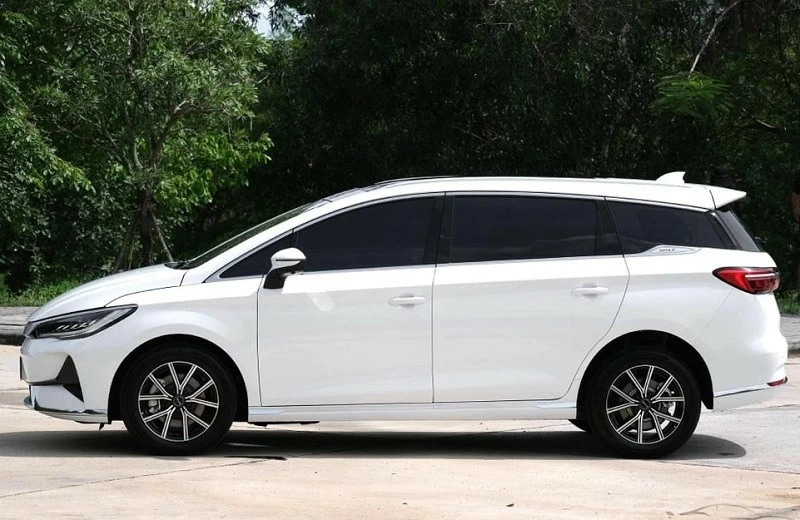 Đại lý nhận cọc xe điện BYD M6, dự kiến ra mắt khách hàng Việt vào tháng 10/2024 Đại lý nhận cọc xe điện BYD M6, dự kiến ra mắt khách hàng Việt vào tháng 10/2024