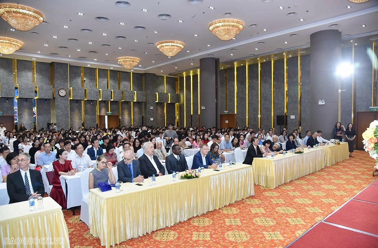 Kỷ niệm 25 năm ‘hành trình gieo hạt’ học bổng Vallet Kỷ niệm 25 năm ‘hành trình gieo hạt’ học bổng Vallet