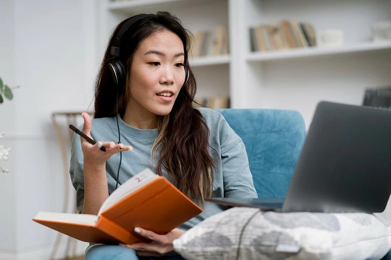 Open English - Chìa khóa mở cửa hội nhập toàn cầu cho doanh nghiệp Việt Open English - Chìa khóa mở cửa hội nhập toàn cầu cho doanh nghiệp Việt