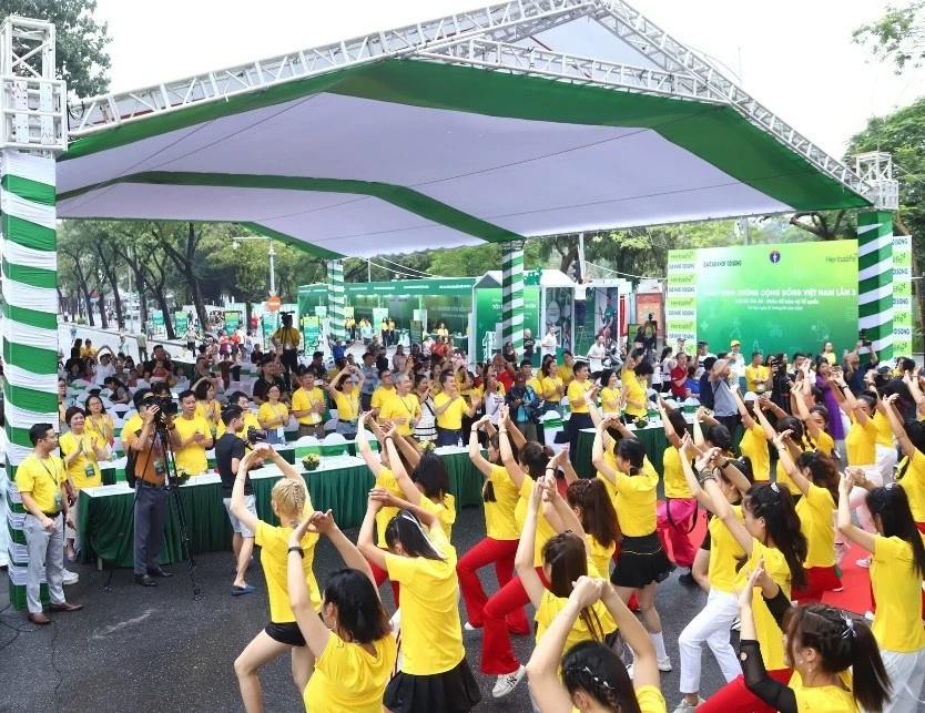 Tưng bừng Ngày Dinh dưỡng Cộng Đồng: Chung tay giúp đỡ đồng bào miền Bắc Tưng bừng Ngày Dinh dưỡng Cộng Đồng: Chung tay giúp đỡ đồng bào miền Bắc