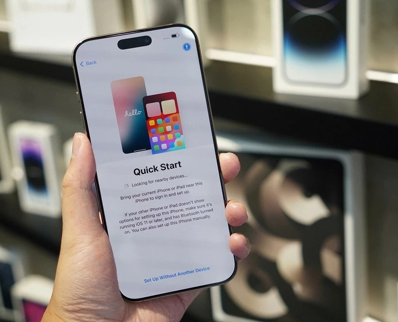 Cận cảnh iPhone 16 Pro Max xách tay về Việt Nam, giá 79 triệu đồng Cận cảnh iPhone 16 Pro Max xách tay về Việt Nam, giá 79 triệu đồng