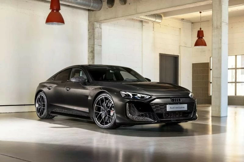 Cận cảnh Audi Exclusive E-Tron GT bản đặc biệt vừa ra mắt, số lượng chỉ 299 chiếc Cận cảnh Audi Exclusive E-Tron GT bản đặc biệt vừa ra mắt, số lượng chỉ 299 chiếc