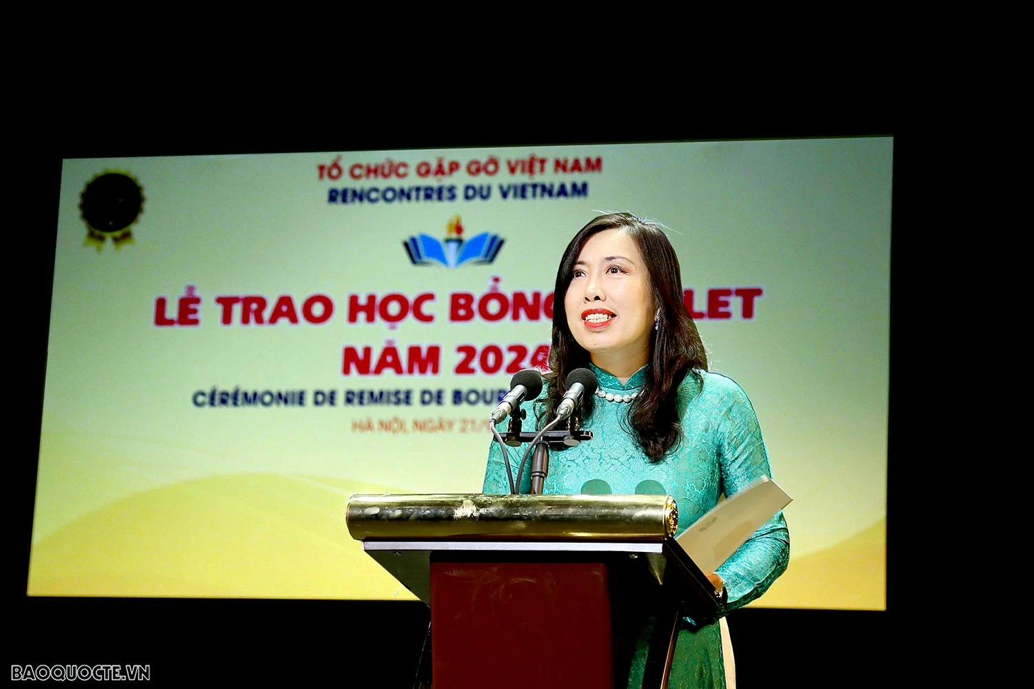 Thứ trưởng Ngoại giao, Chủ nhiệm Ủy ban Nhà nước về người Việt Nam ở nước ngoài Lê Thị Thu Hằng dự Lễ trao Học bổng Odon Vallet Thứ trưởng Lê Thị Thu Hằng: Học bổng Vallet góp phần phát triển nguồn nhân lực chất lượng cao và hỗ trợ các tài năng trẻ