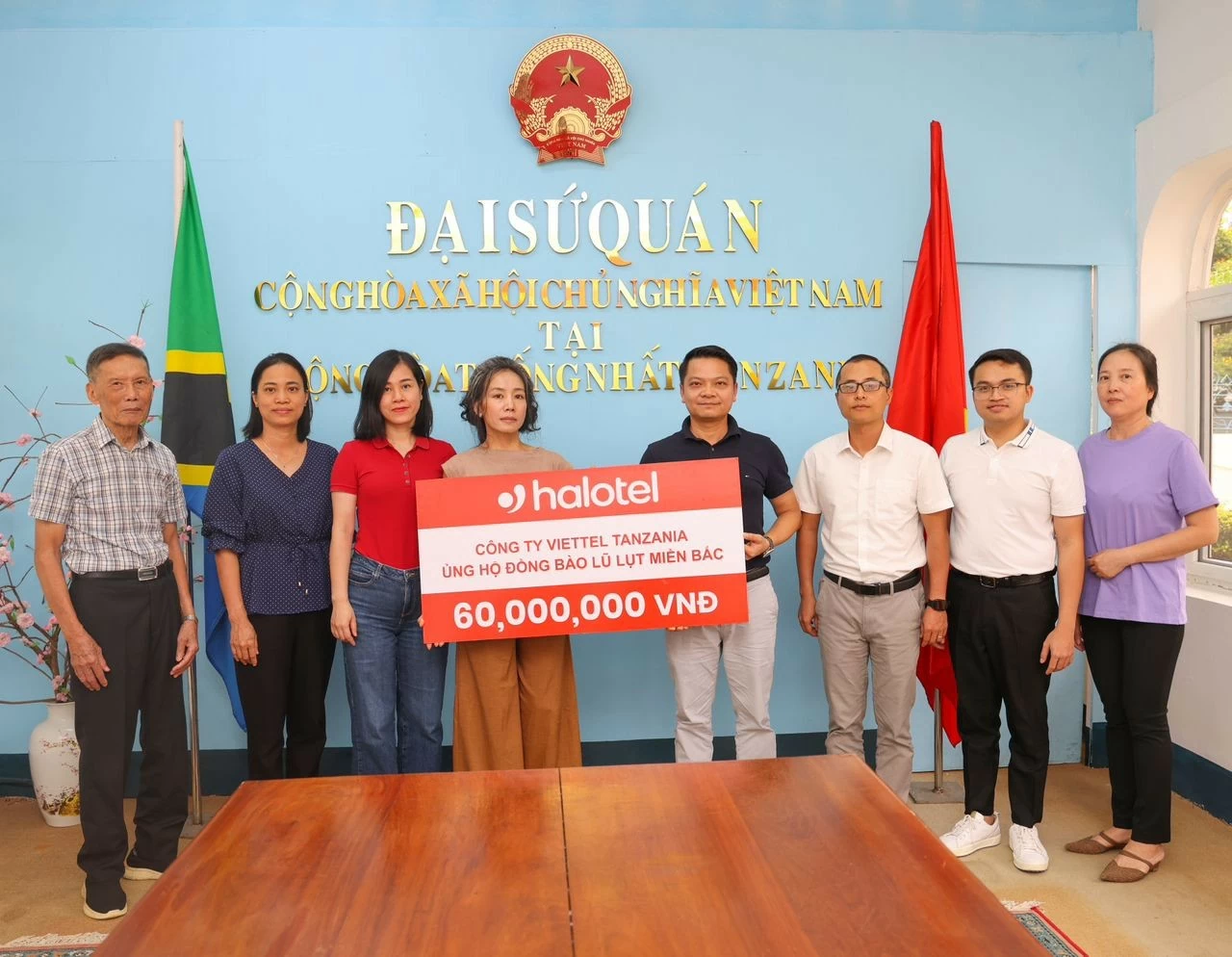 Đại sứ quán Việt Nam tại Tanzania chung tay cùng doanh nghiệp, cộng đồng ủng hộ đồng bào bị thiệt hại do cơn bão Yagi