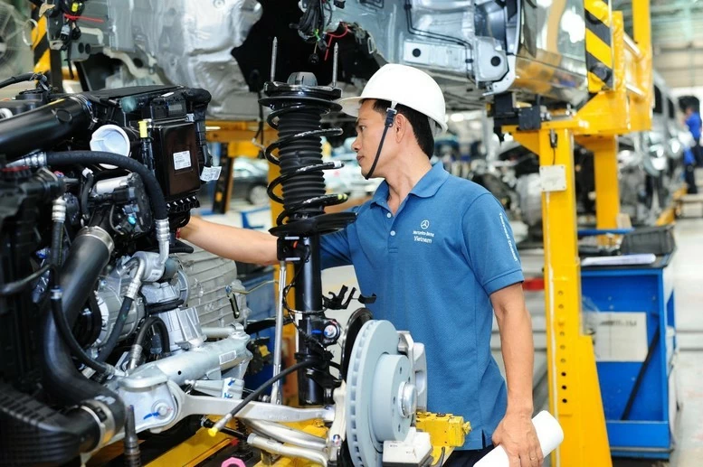 TS. Nguyễn Sĩ Dũng và góc nhìn về trách nhiệm xã hội của doanh nghiệp TS. Nguyễn Sĩ Dũng và góc nhìn về trách nhiệm xã hội của doanh nghiệp