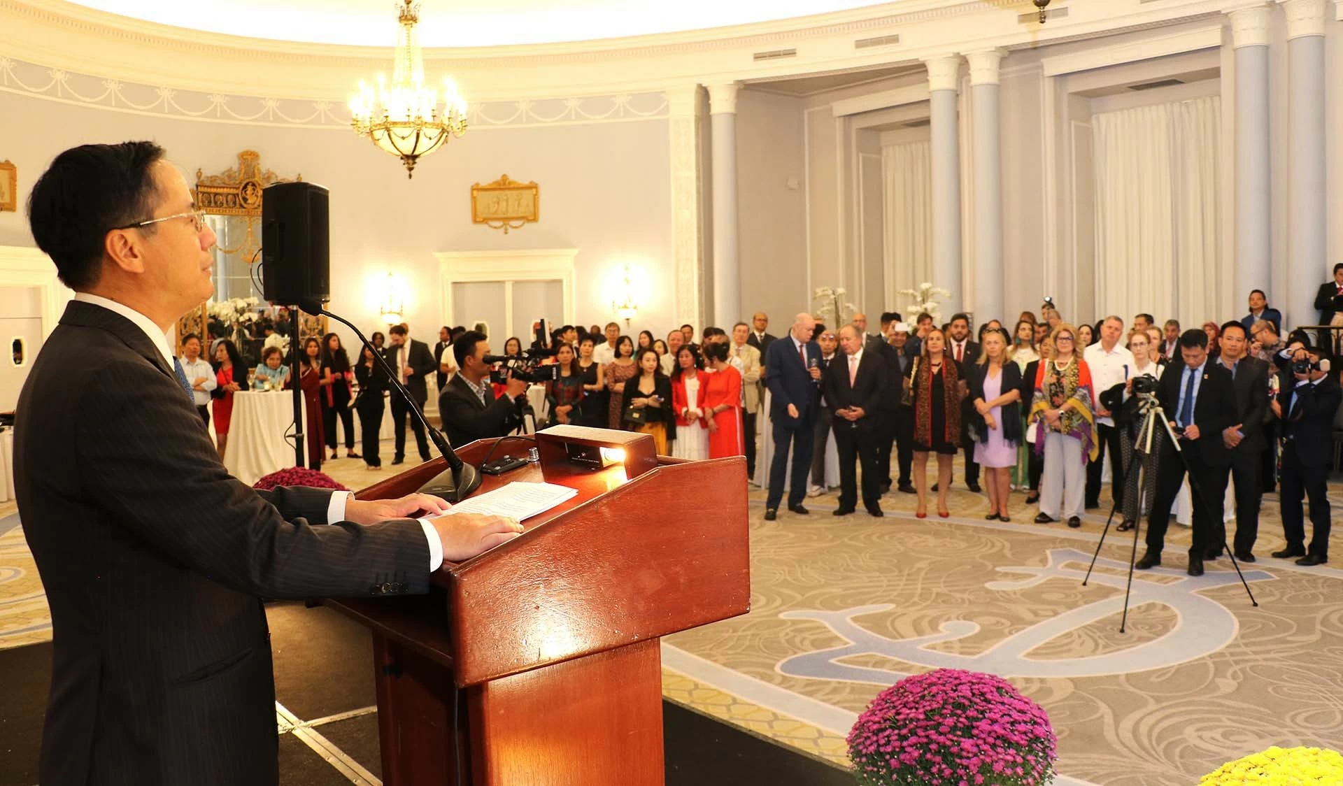 Cộng đồng người Việt tại Canada ủng hộ đồng bào khắc phục thiệt hại do bão Yagi Cộng đồng người Việt tại Canada ủng hộ đồng bào khắc phục thiệt hại do bão Yagi