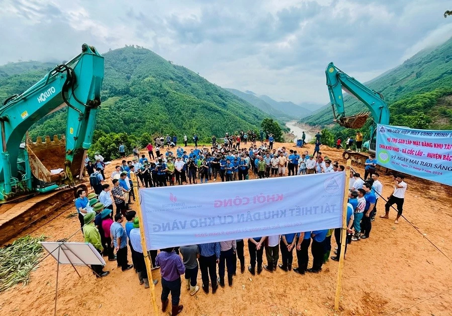 Lào Cai: PetroVietnam khởi công tái thiết toàn bộ khu dân cư thôn Kho Vàng Lào Cai: PetroVietnam khởi công tái thiết toàn bộ khu dân cư thôn Kho Vàng