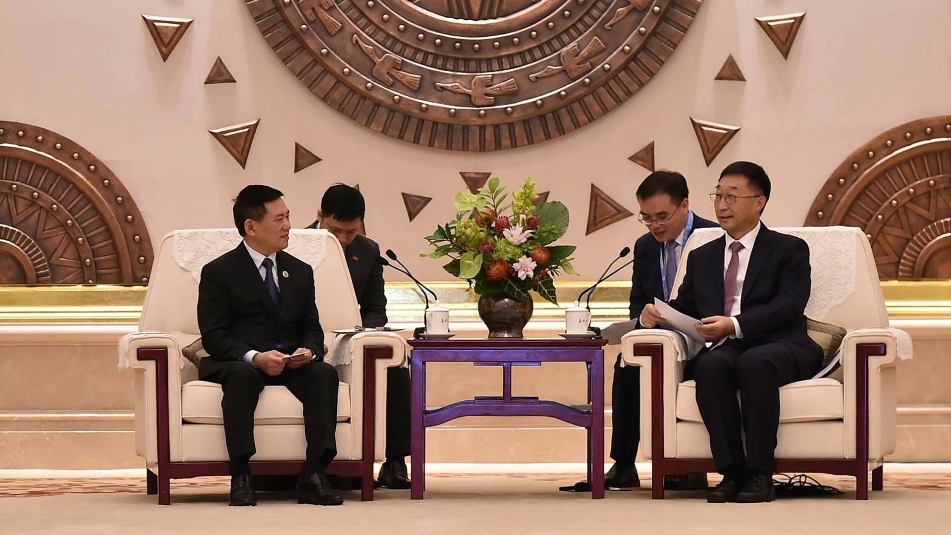 Phó Thủ tướng Hồ Đức Phớc hội kiến Bí thư Khu ủy Quảng Tây, Trung Quốc Phó Thủ tướng Hồ Đức Phớc hội kiến Bí thư Khu ủy Quảng Tây, Trung Quốc