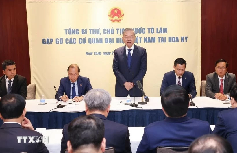 Tổng Bí thư, Chủ tịch nước Tô Lâm gặp mặt, làm việc với các cơ quan đại diện Việt Nam tại Hoa Kỳ Tổng Bí thư, Chủ tịch nước Tô Lâm gặp mặt, làm việc với các cơ quan đại diện Việt Nam tại Hoa Kỳ