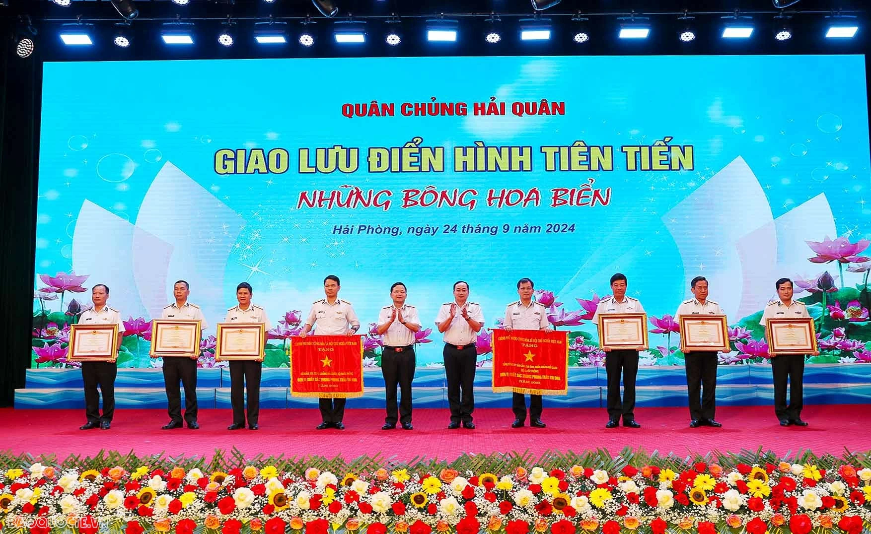 Nghe ‘Những bông hoa biển’ chia sẻ về các mô hình hay, cách làm sáng tạo Nghe ‘Những bông hoa biển’ chia sẻ về các mô hình hay, cách làm sáng tạo