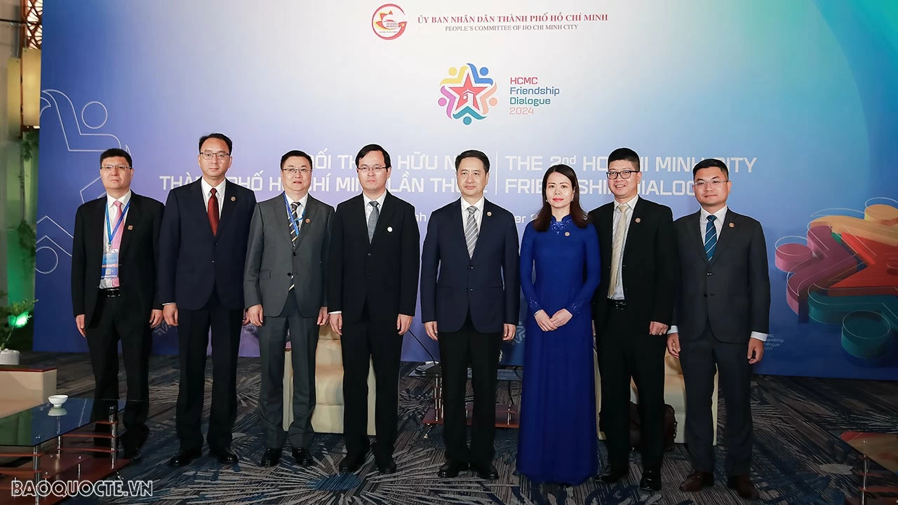 Bộ Ngoại giao đồng hành cùng TP. Hồ Chí Minh thúc đẩy chuyển đổi công nghiệp theo hướng thông minh, bền vững Bộ Ngoại giao đồng hành cùng TP. Hồ Chí Minh thúc đẩy chuyển đổi công nghiệp theo hướng thông minh, bền vững