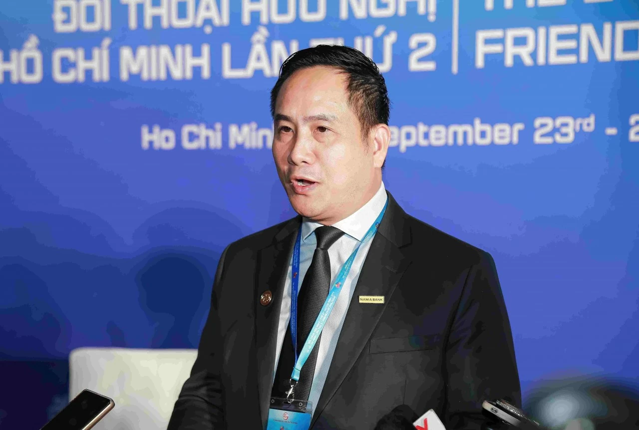 Phó Tổng giám đốc Nam Á Bank: Chiến lược giai đoạn 2021-2026 gồm 2 trụ cột là số và xanh Phó Tổng giám đốc Nam Á Bank: Chiến lược giai đoạn 2021-2026 gồm 2 trụ cột là số và xanh