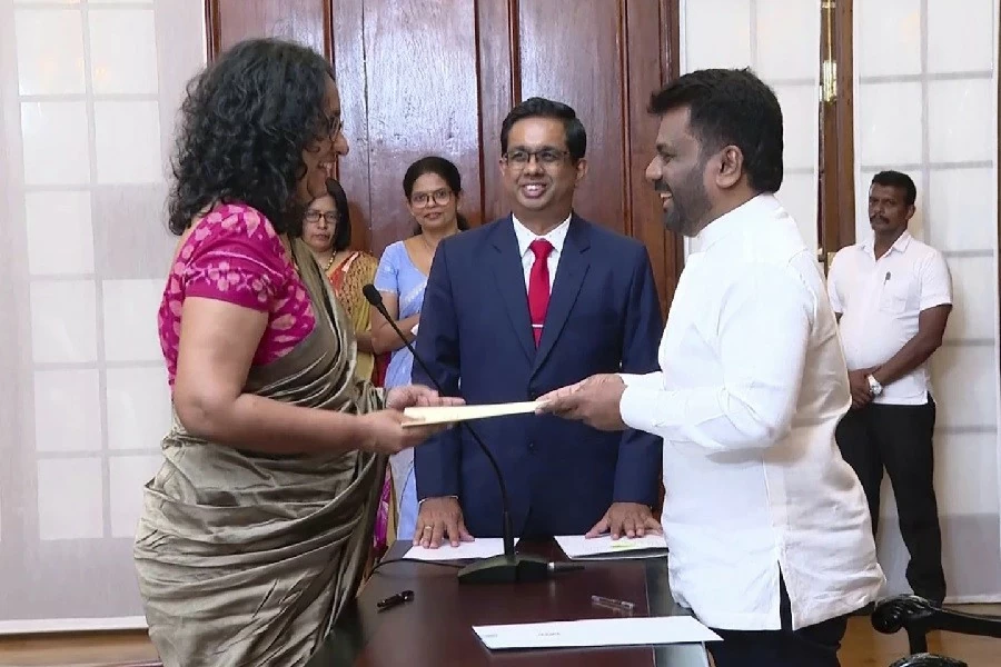 Vừa nhậm chức, Tổng thống Sri Lanka bất ngờ giải tán Quốc hội, lý do là gì? Vừa nhậm chức, Tổng thống Sri Lanka bất ngờ giải tán Quốc hội, lý do là gì?