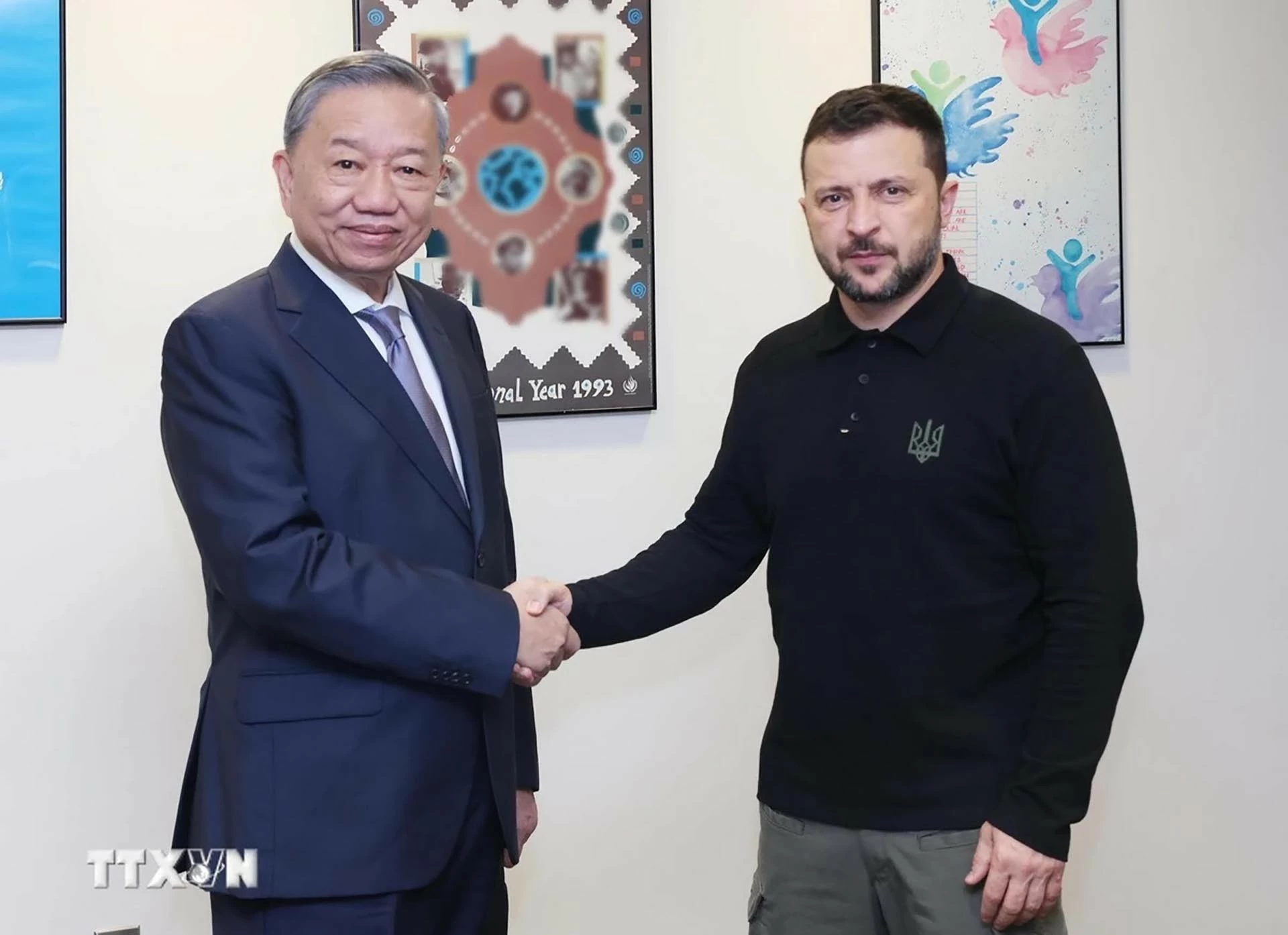 Tổng Bí thư, Chủ tịch nước Tô Lâm gặp Tổng thống Ukraine và Chủ tịch Ủy ban châu Âu Tổng Bí thư, Chủ tịch nước Tô Lâm gặp Tổng thống Ukraine và Chủ tịch Ủy ban châu Âu